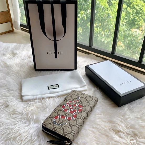 Firstbag ru GUCCI print wallet zip GG Bee around 0804